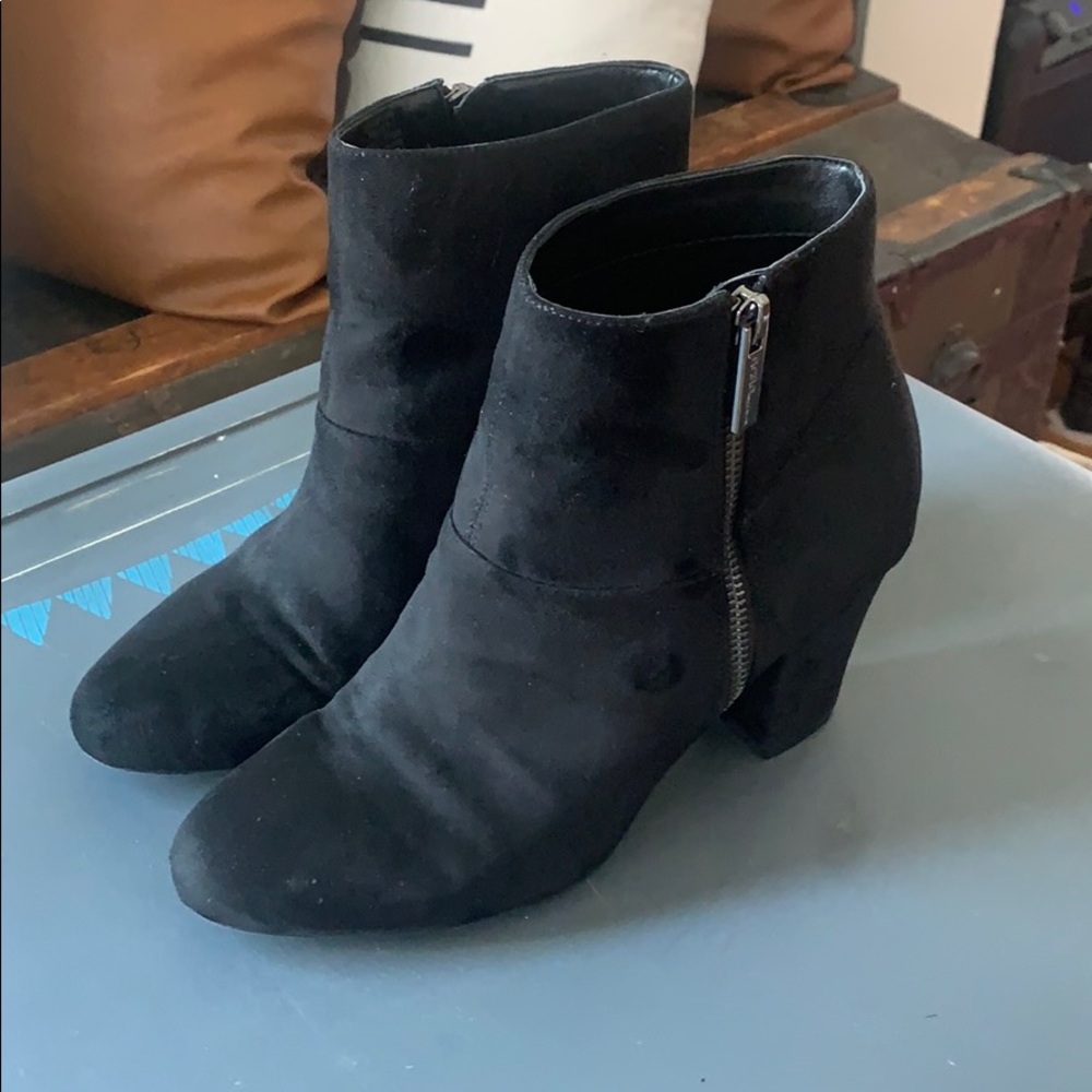 BCBG Devvin suede booties
